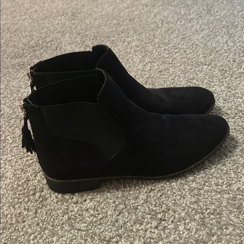 Elegant Black Ankle Boots